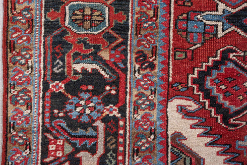 Vintage Heriz Area Rug (7' x 10')